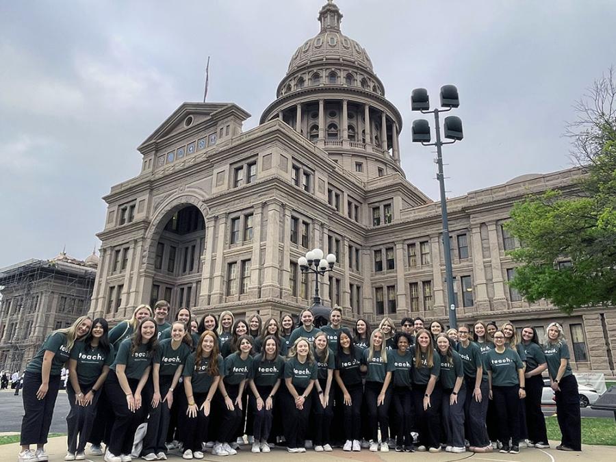-sp25-pics2-capitol_adventure-img_2477-edit.jpg